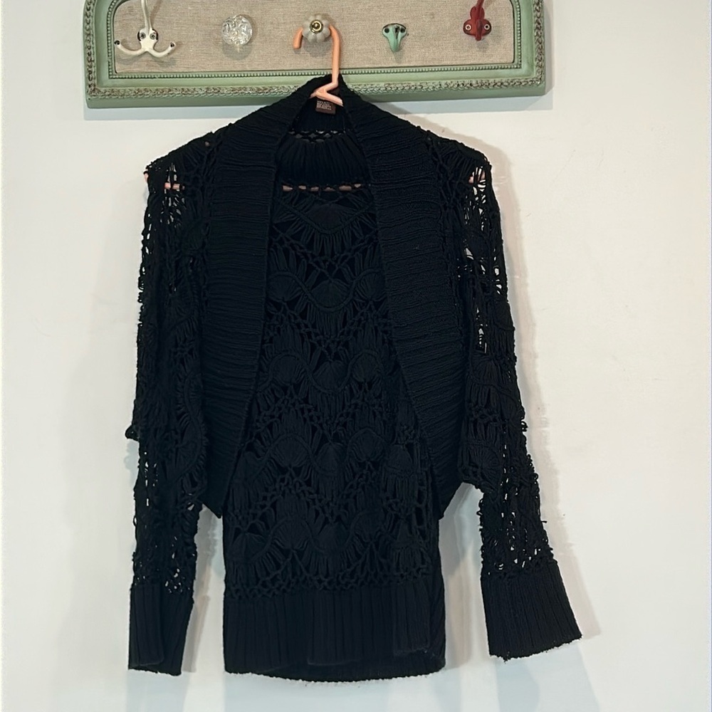 Vintage ESCIO women’s size large two piece acrylic sweater set black crochet - Picture 2 of 10